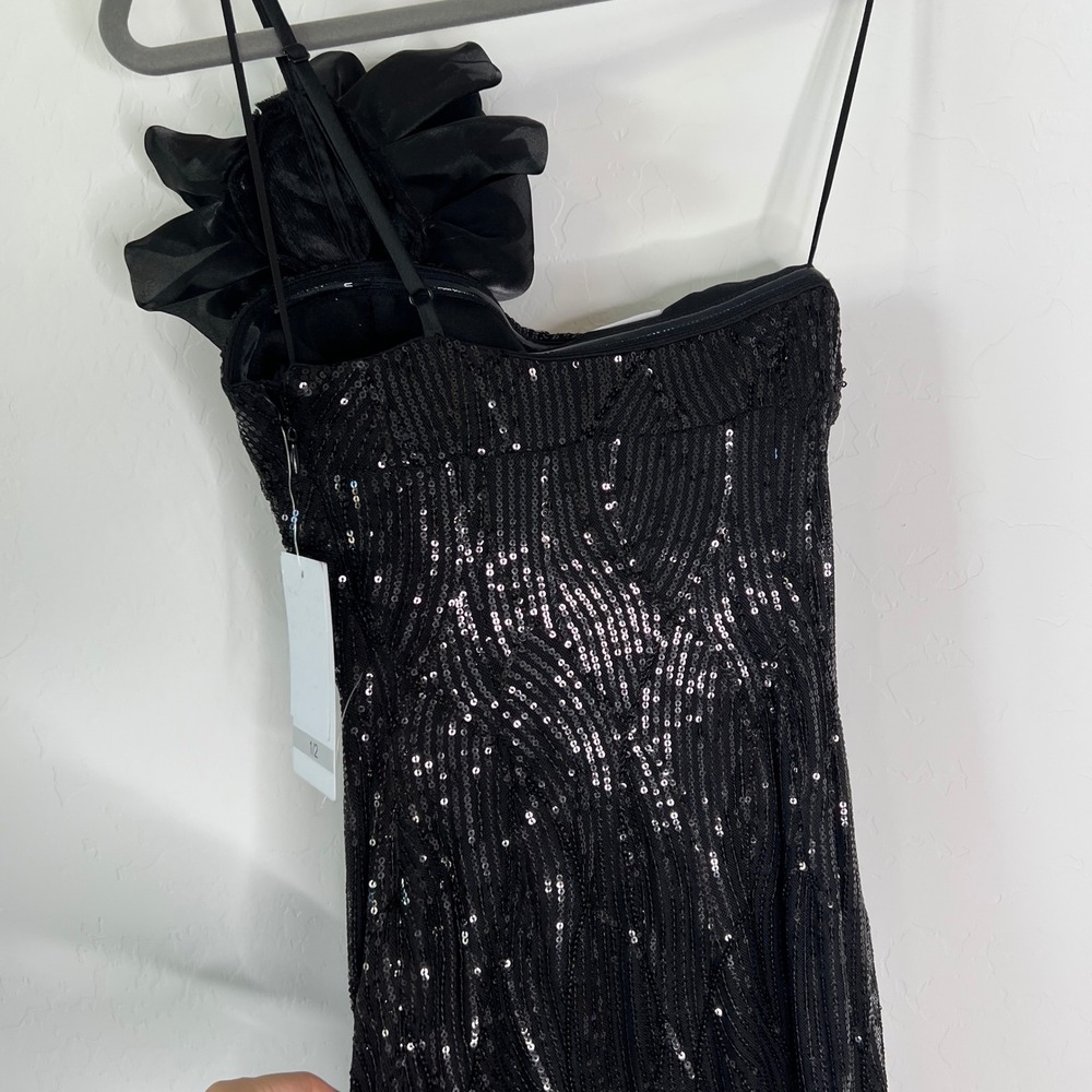 Violet Weekend Gown Juniors 1/2 Black One Shoulder Sequin 3D Floral Slit 65741J - Picture 8 of 13
